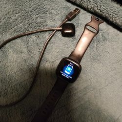 Fitbit Versa 3