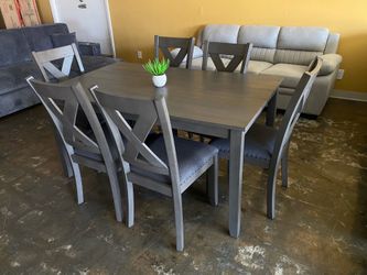Farmhouse gray dining set