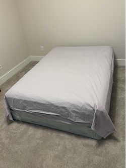 Free Full Size  Mattress with Wood foundation