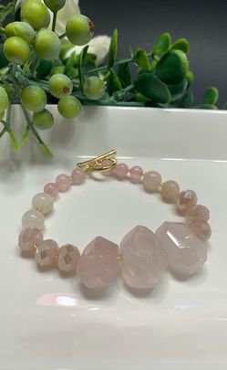 Irregular Natural Stone Open Bracelet Round Glass Beads Clasp Bracelet, pink