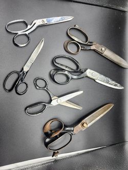 Scissors 