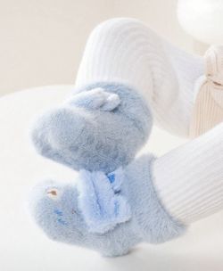 Soft Fuzzy Bear Baby Booties – Anti-Slip Winter Shoes for Infants 