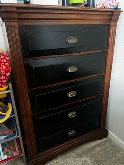 Full size bedroom set
