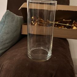 Glass Cylinders 22 - 71/2 Inches 14 - 4 Inches 36 Total Cylinders 