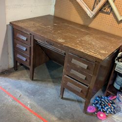Free Desk