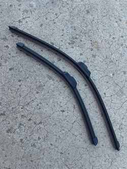 Tengo todas las medidas wipers limpia parabrisas para carro trokas vans $25 el par