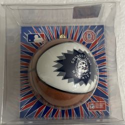 UCONN Huskies NCAA Glass Christmas Ornament