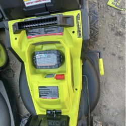 RYOBI ONE+ HP 18V 16-Inch Brushless Cordless Push Lawn Mower with 1 x 4.0 Ah Batteries and (1) Charg