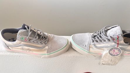 Space Molly Van size 9m/10.5w