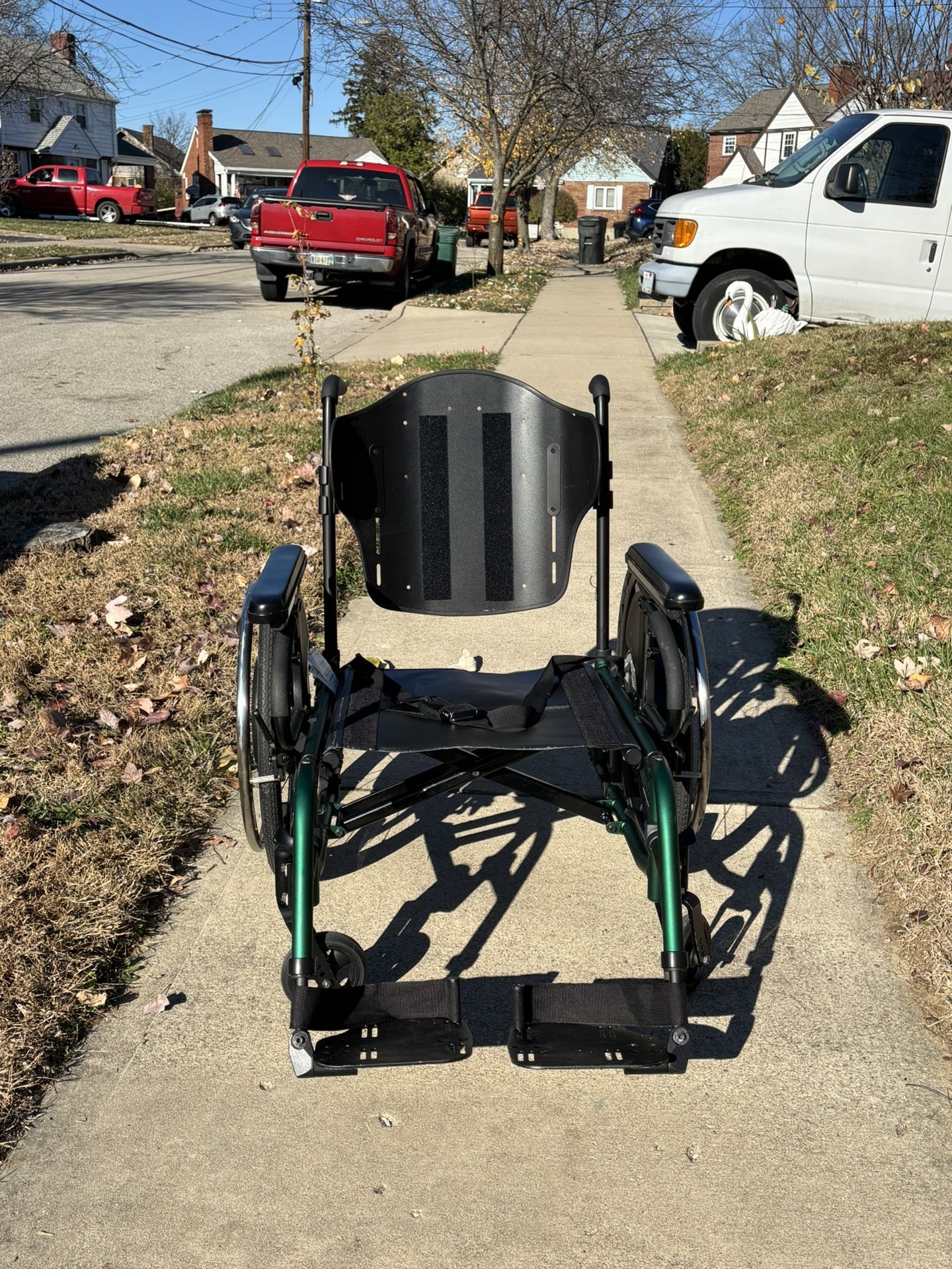 Quickie QXi wheelchair with Alber Emotion M25 Wheels.