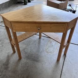 Corner Desk