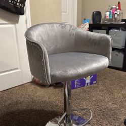 Vanity Chair 