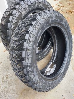 255 55 19  (2 tires ) great for snow , 75% thread remaining, No dry rot , YES THEY ARE AVAIL, pickup in kck zip code 66106