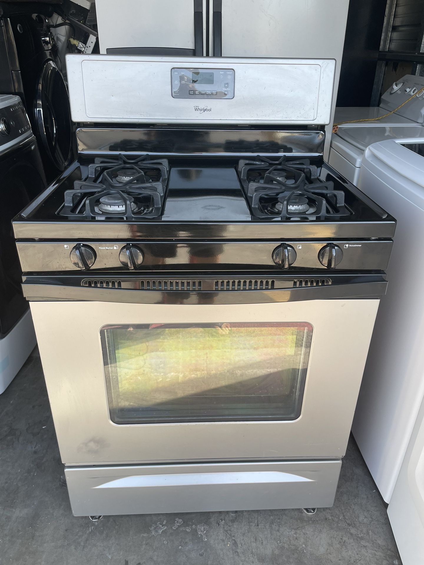 Whirlpool Gas Stove! Delivery Available for Sale in Las Vegas, NV OfferUp