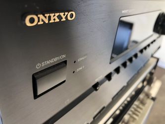 Onkyo Surround sound receiver like new