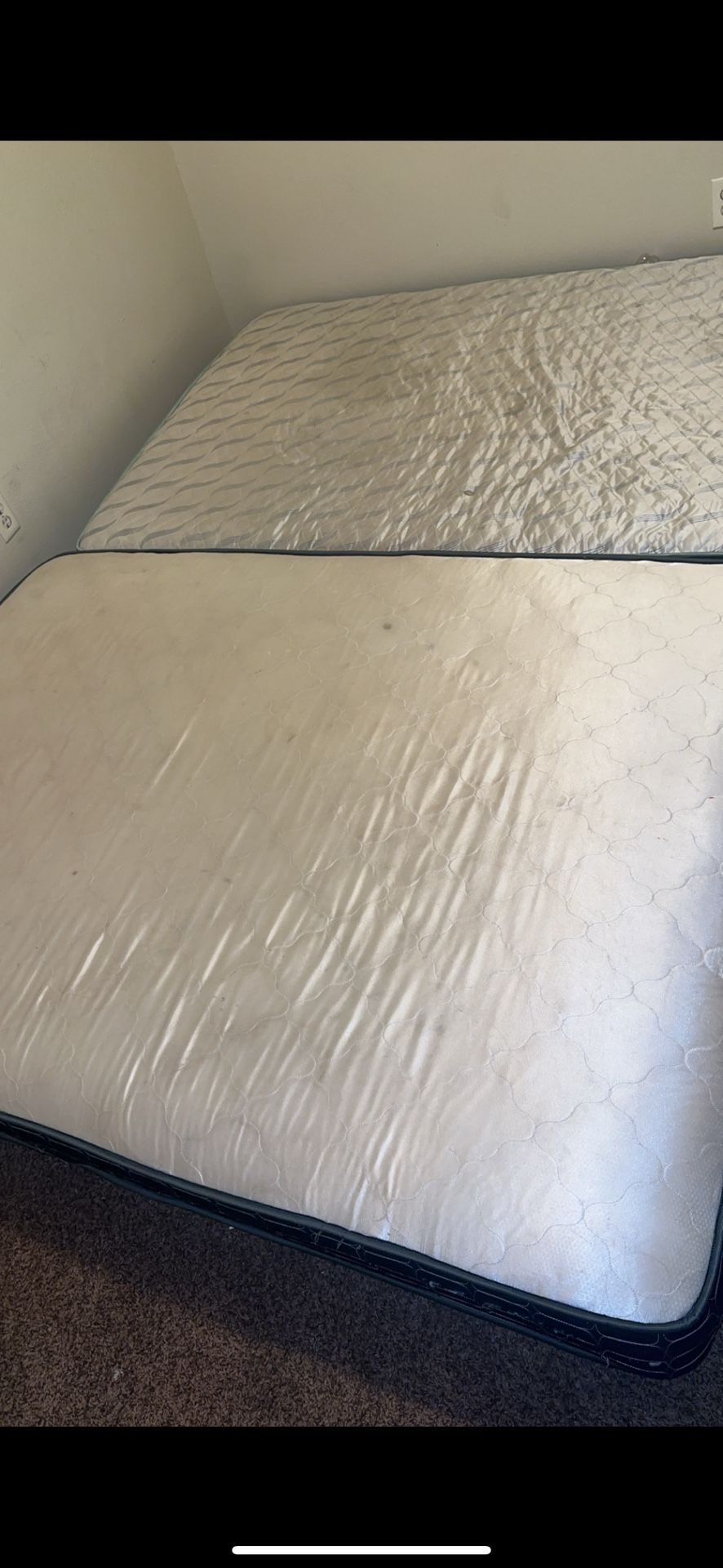 2 Full Size Mattress 20 Each 