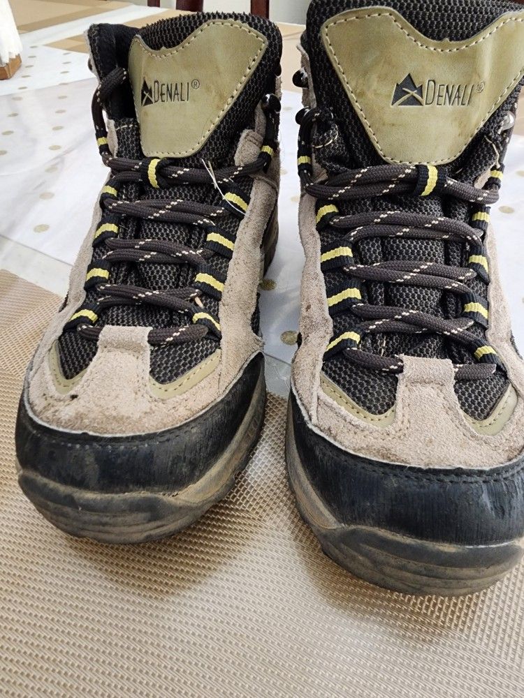 Hiking Boots Denali