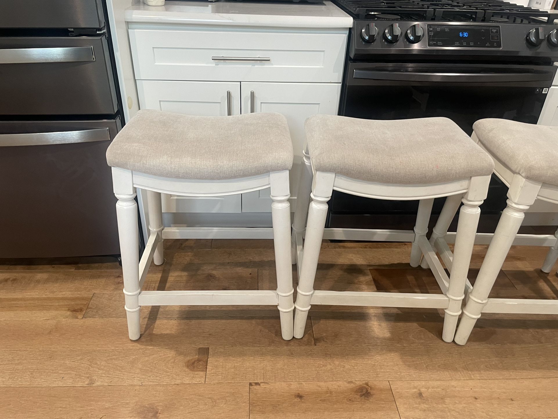 Saddle Chairs