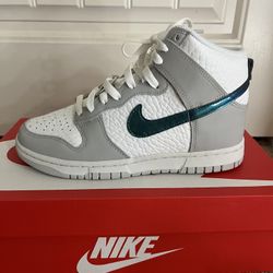 Womens Dunk High FLS