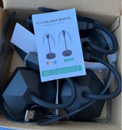 Brand new : Fly Fans for Table