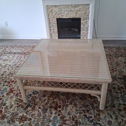 Center Table Henry Link Style