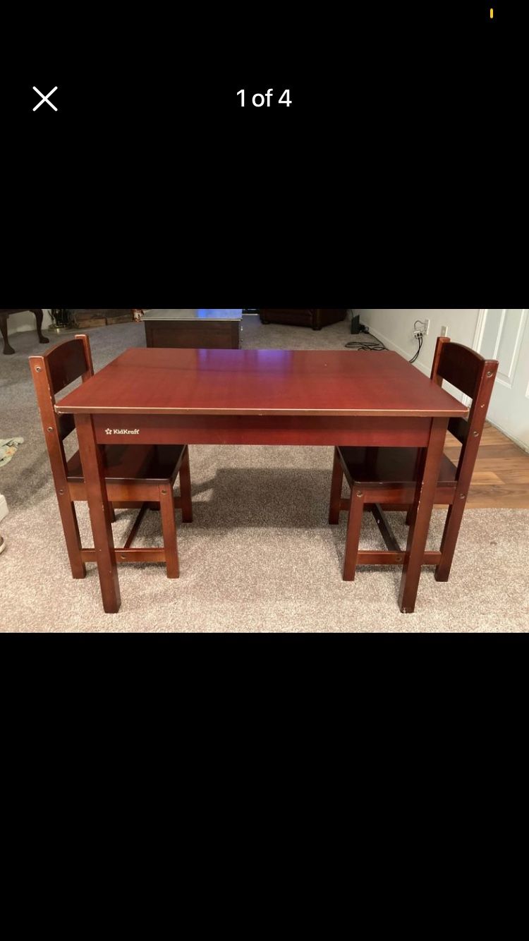 Kids Craft Table With 2 Chairs In Like New Condition, Fraction Of Retail Must Sell!!!