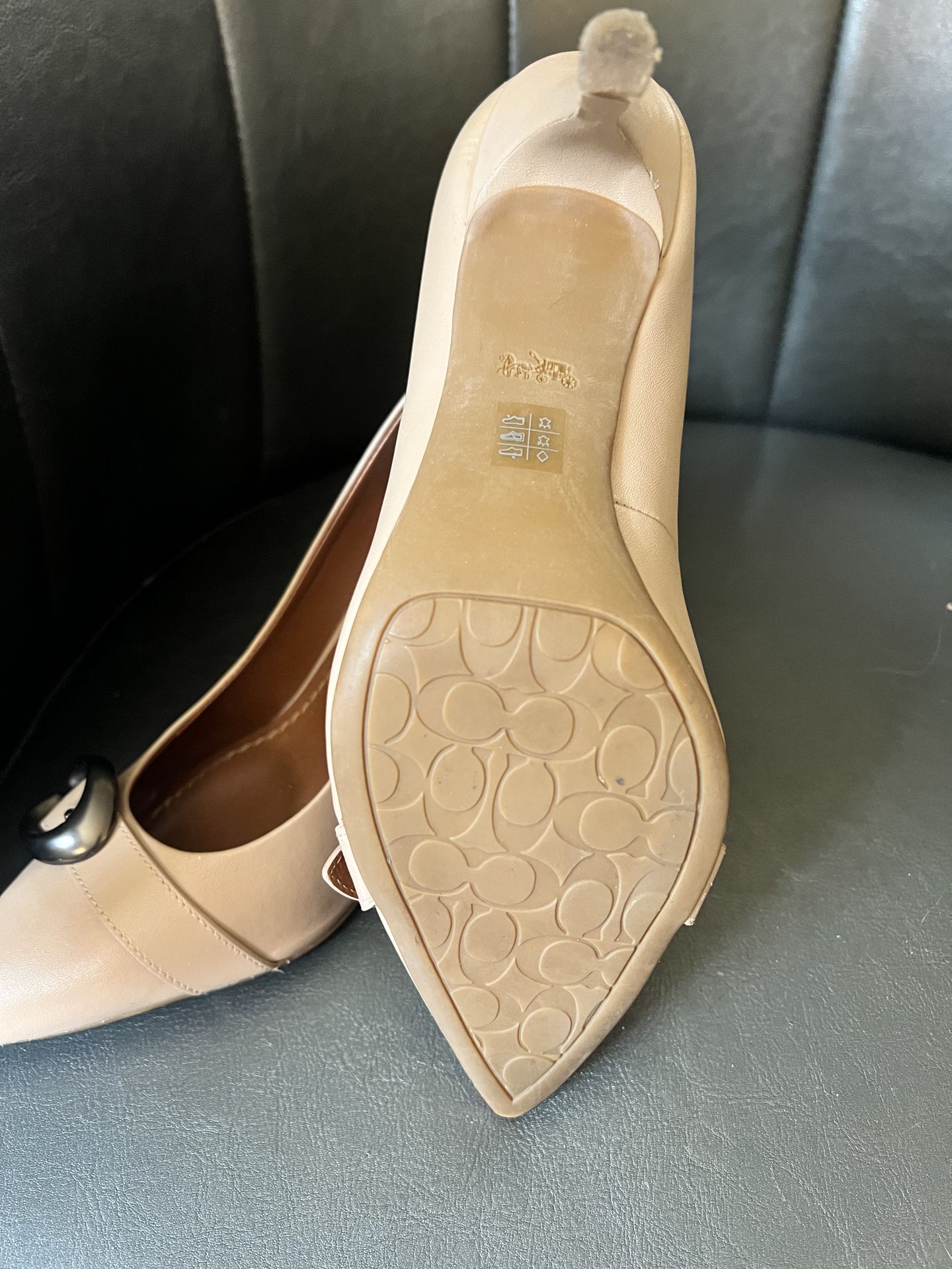 Coach Waverly Pump Size 8