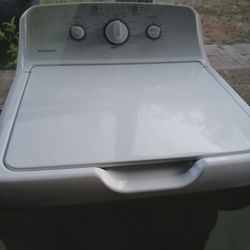 Hot Point  Large Capacity 4.0 cubic 