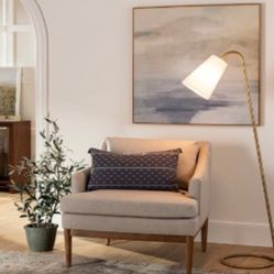 Brand New Threshold & Studio Mc Gee Floor Lamp Brass Finish  White Fabric Shade