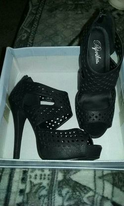 Womens size 7