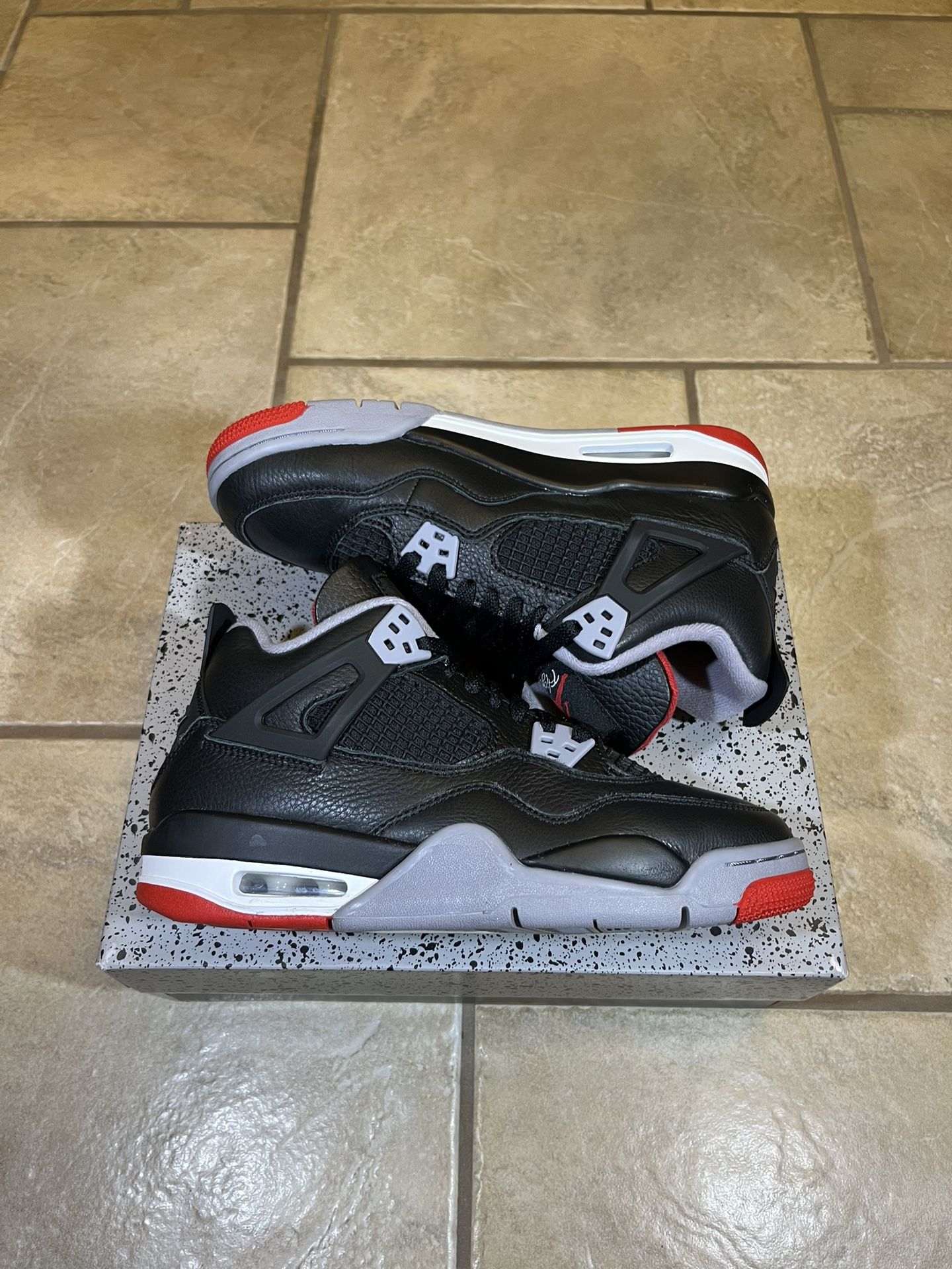 Jordan 4 Bred
