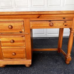 Solid Wood Students Desk 