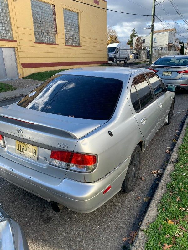 2002 Infiniti G20