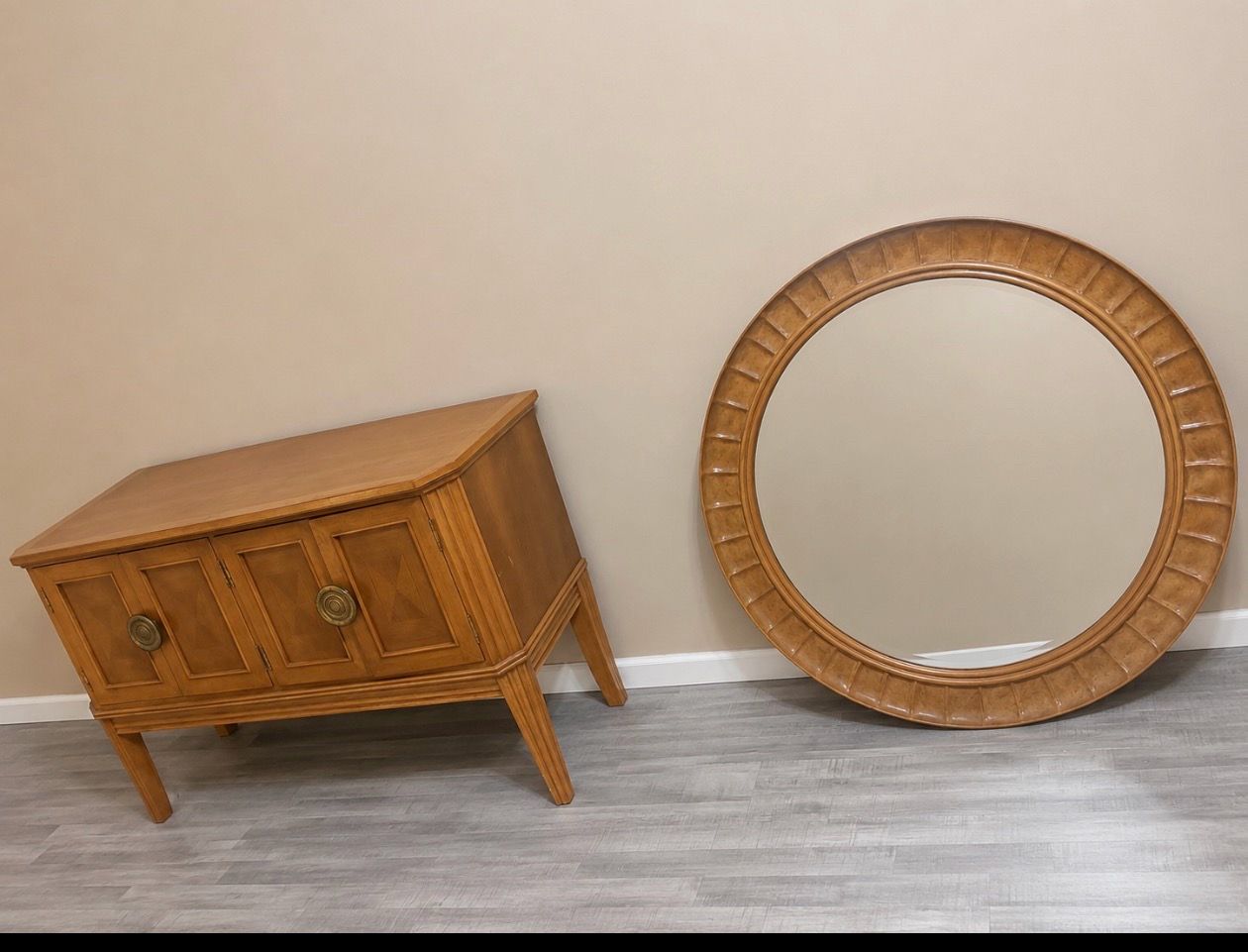 Real wood wine dresser for living room and storage with mirror