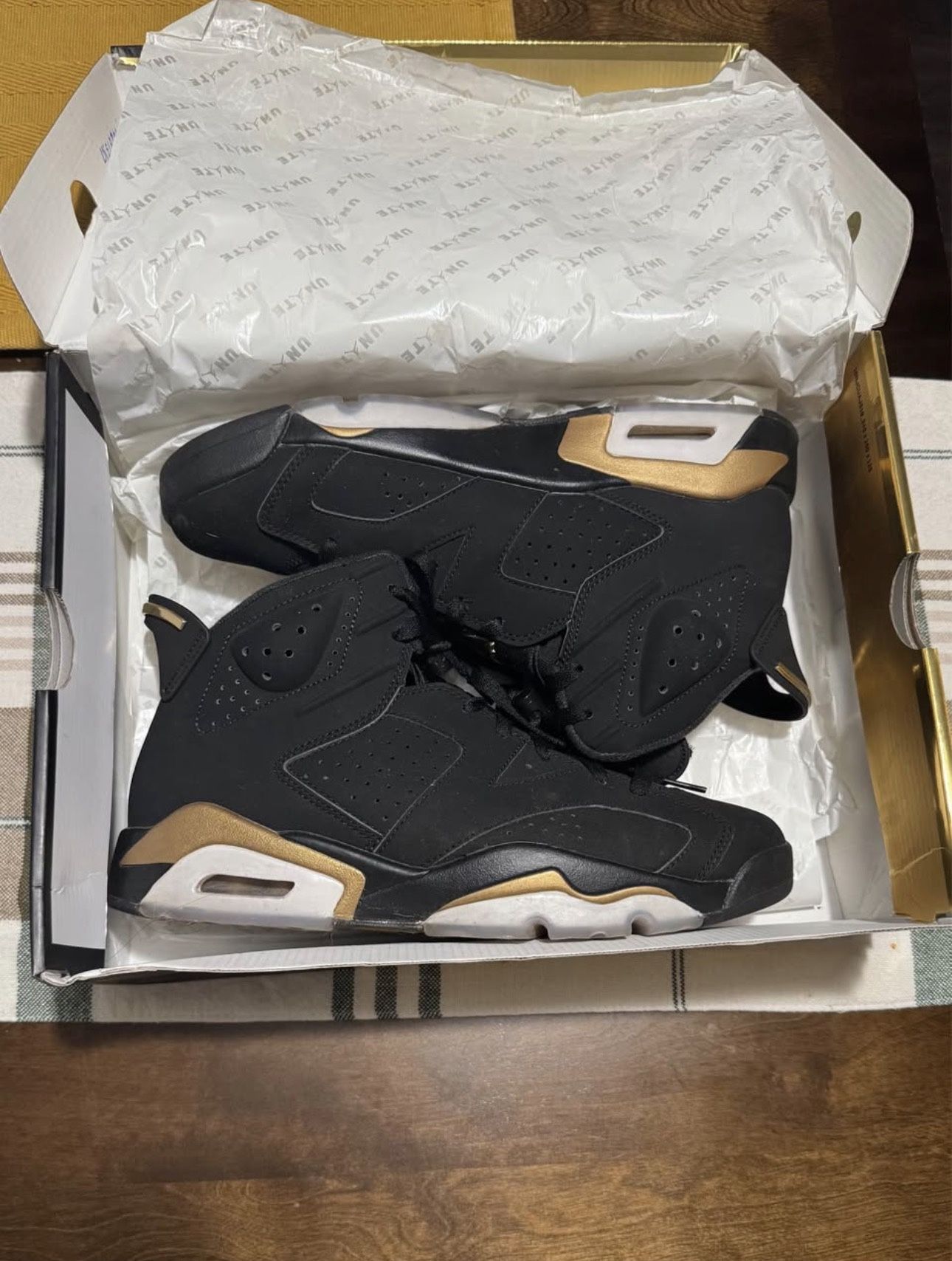 Jordan’s 6 DMP