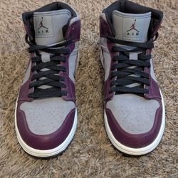 Nike Air Jordan 1 Mid Phat Bordeaux
