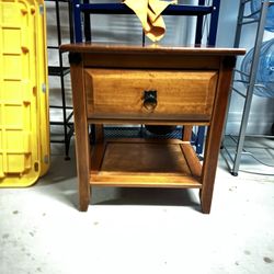 Nightstand 