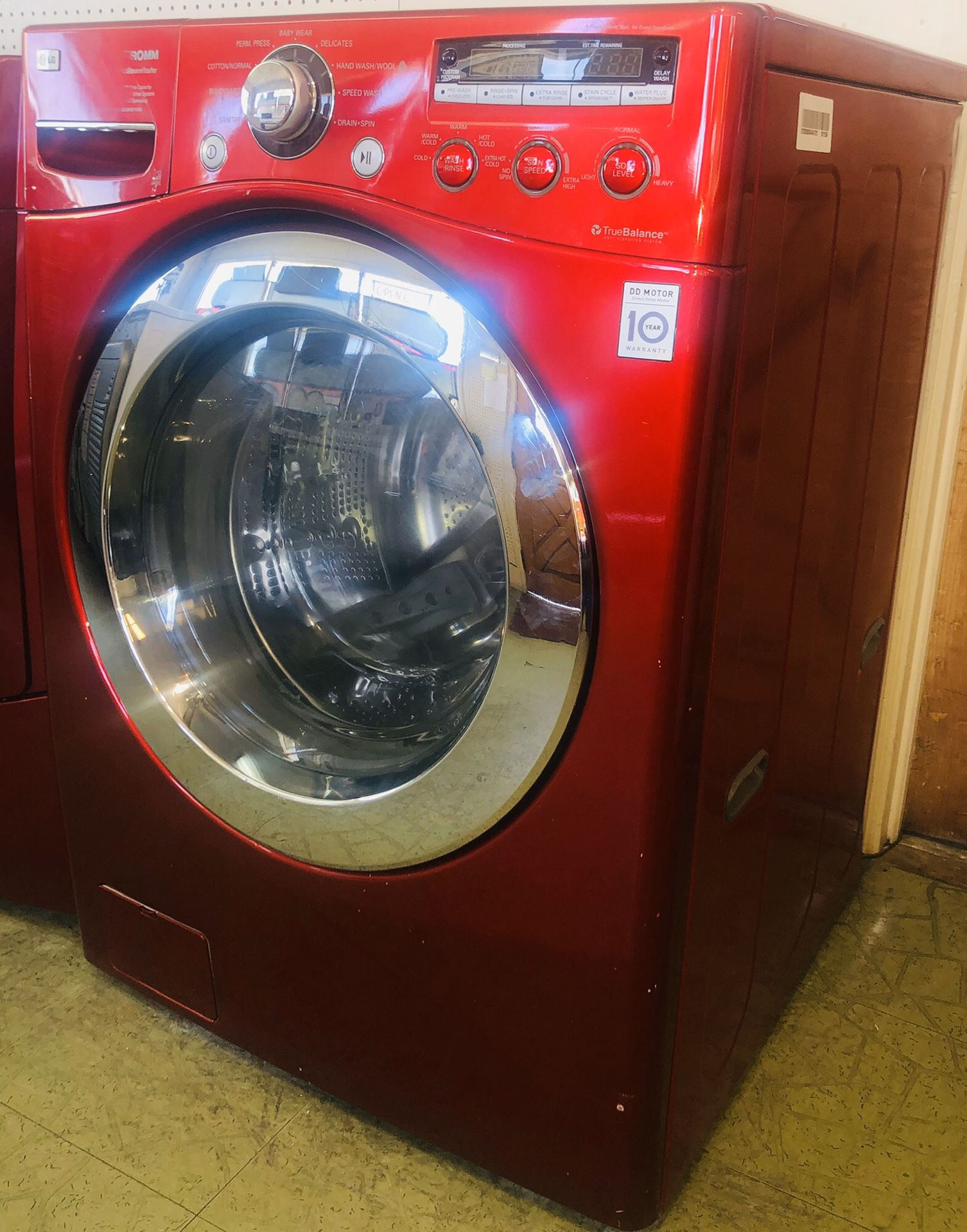 LG Red Washer Commercial Quality Laundry 🧺