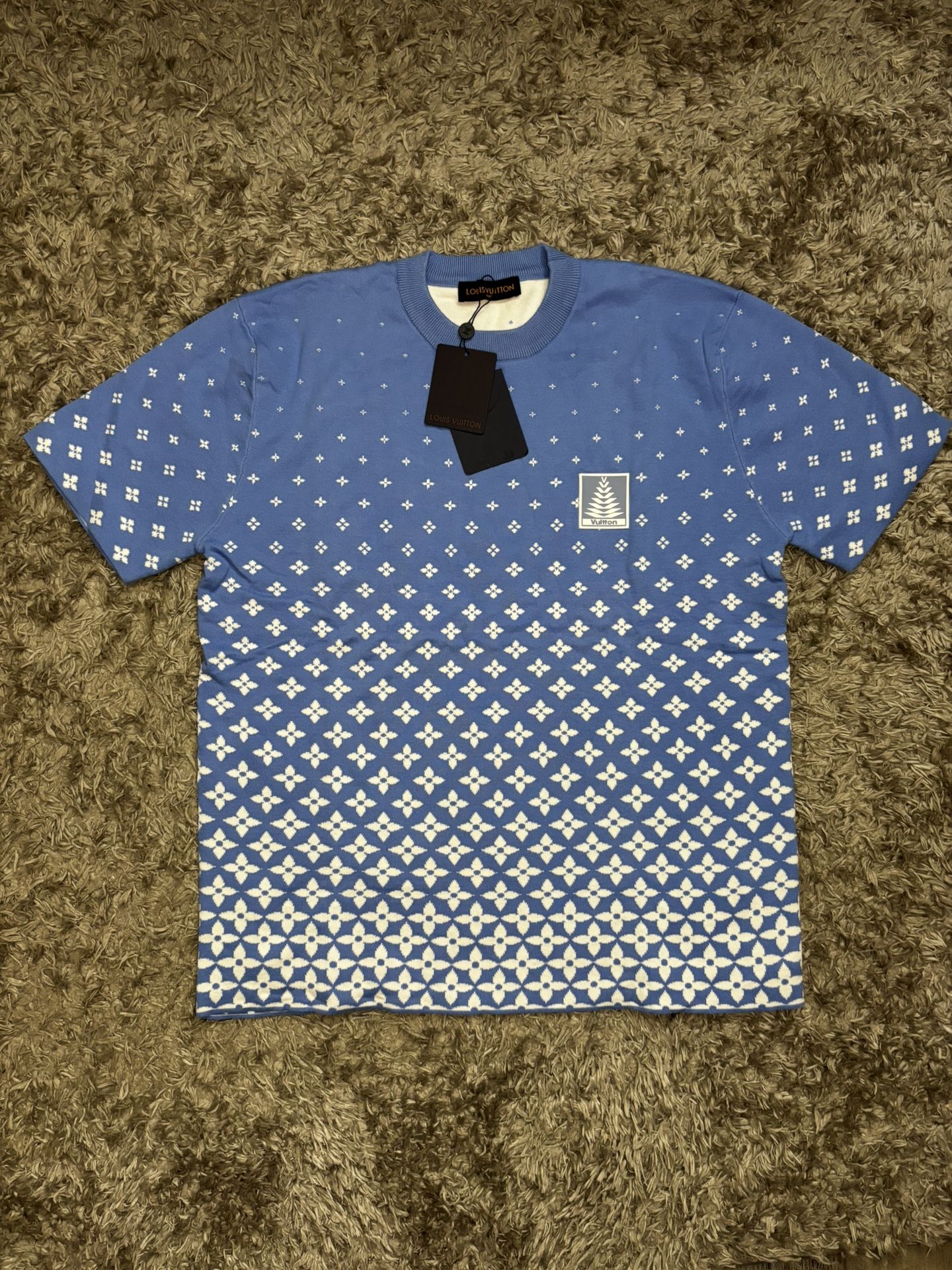 Lv Shirt Size L