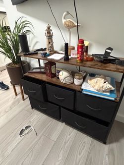 Dresser