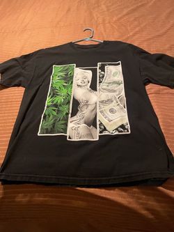 Men’s T shirts  qt 2 XL