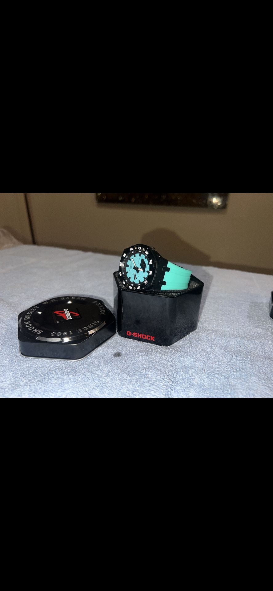 Custom Hg Shock Tiffany Blue Dial With Black Metal Frame And Blue Rubber Band 