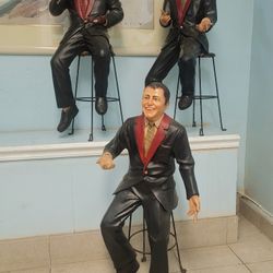 Ray Pack Statues
