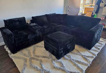 Jumbo corduroy couch new in box ,console ,charger station ,cup holder , not on display