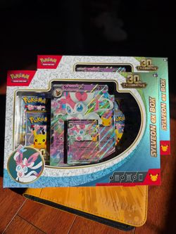 Pokémon TCG Sylveon ex Box 30th Celebration