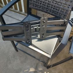 TV Mount 40 Dollars By Onn