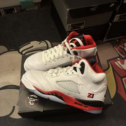 Jordan 5 Fire Red Sz 6.5y