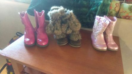 Little girl boots size 8+9
