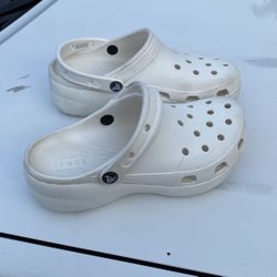 Crocs 