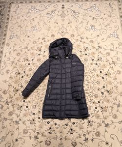 Burberry Women’s Down Jacket – Size S/P – Original Hardware